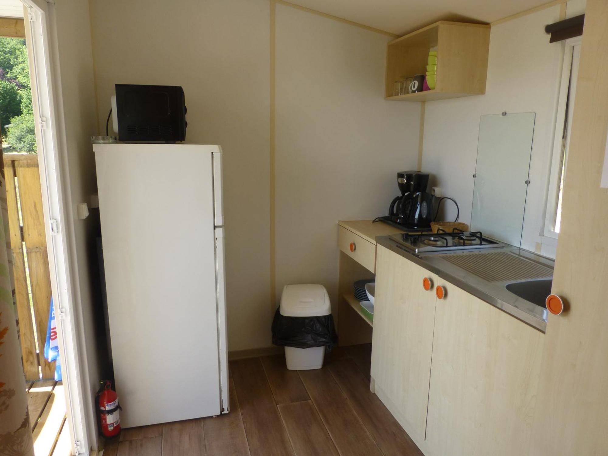 Camping Les Terrasses De Dordogne Rouffignac Saint-Cernin Room photo